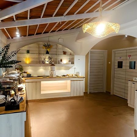 Carina Beach Resort Benaulim Eksteriør billede