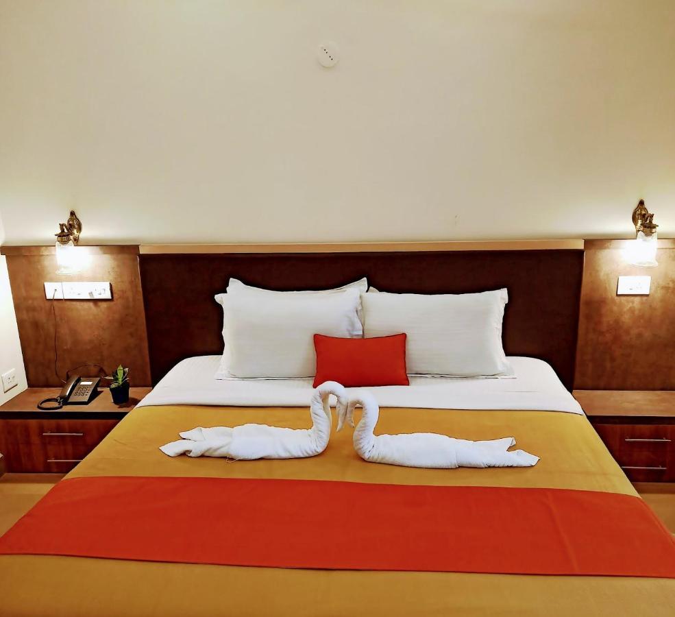 Carina Beach Resort Benaulim Eksteriør billede