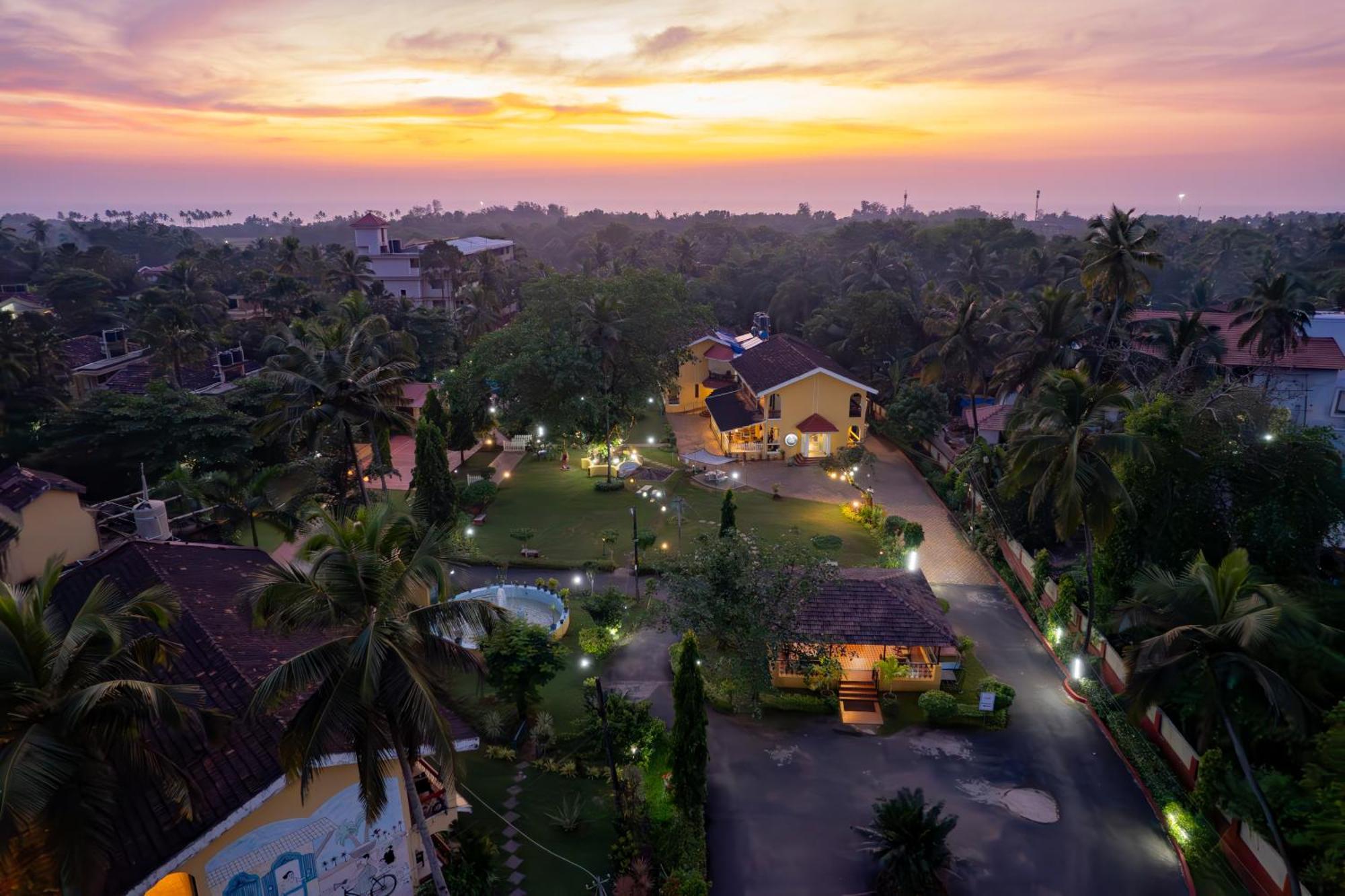Carina Beach Resort Benaulim Eksteriør billede