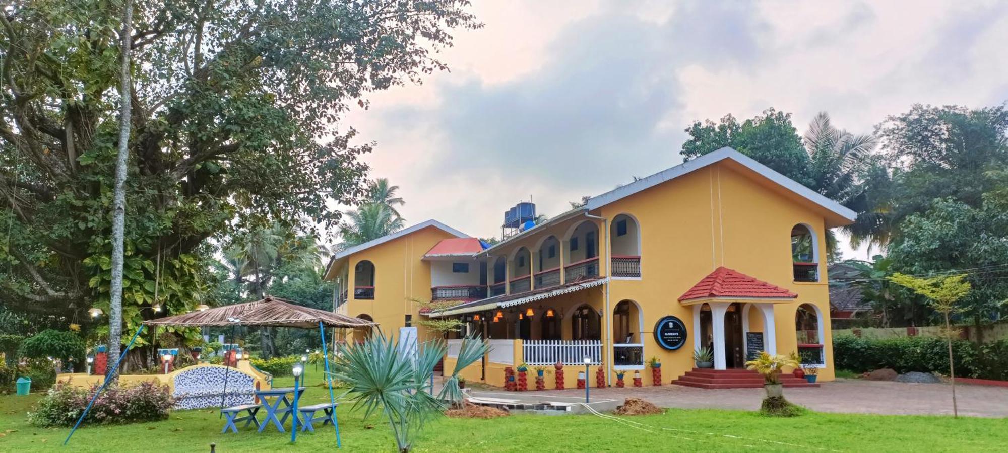 Carina Beach Resort Benaulim Eksteriør billede