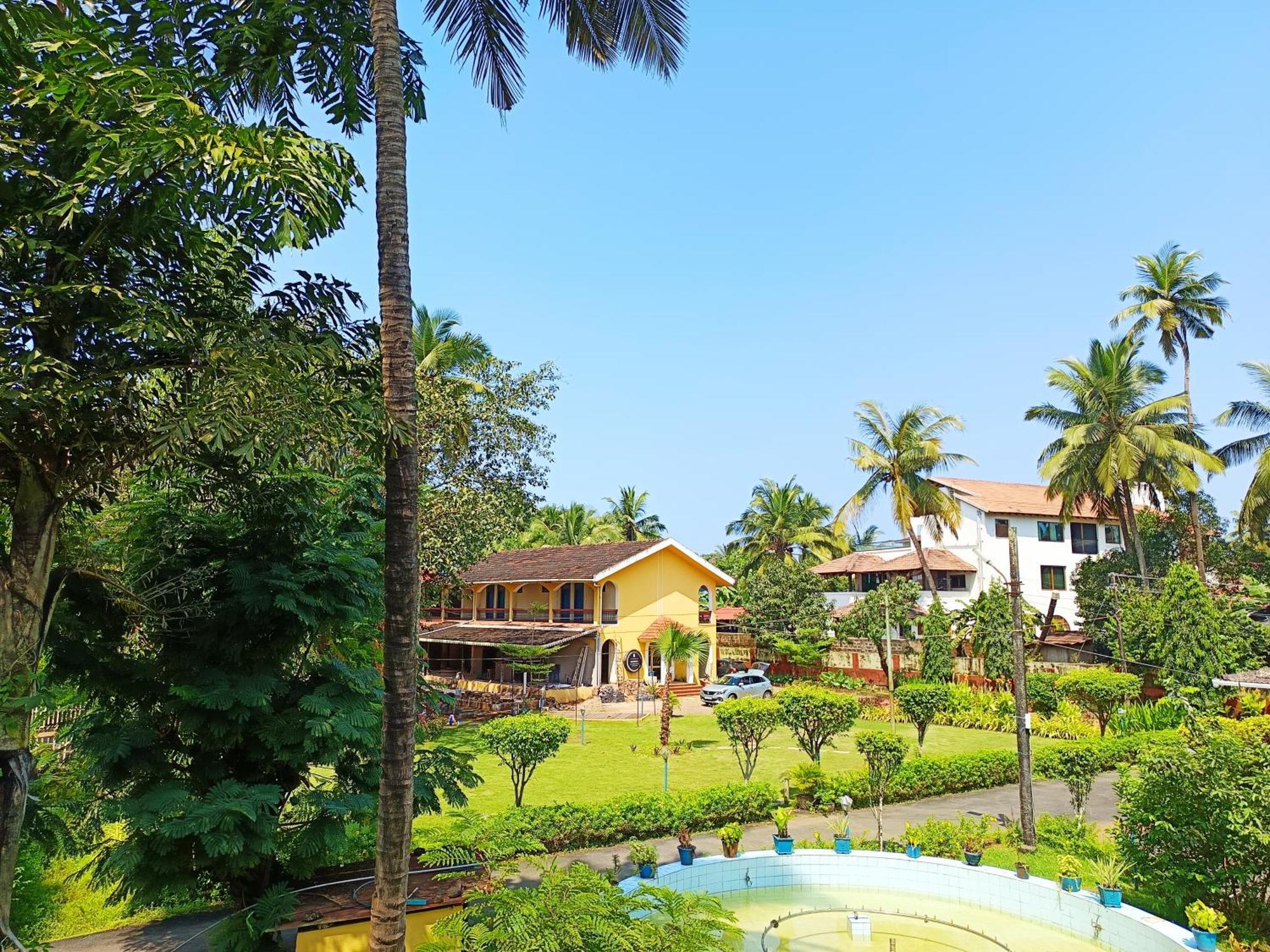 Carina Beach Resort Benaulim Eksteriør billede